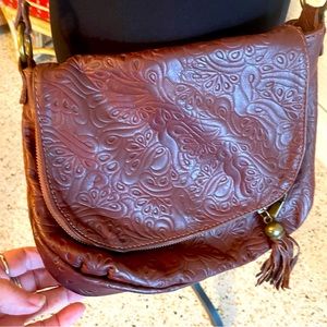 BORSE IN PELLE BOHEMIAN Brown Tooled Leather Crossbody Handbag! Great condition!